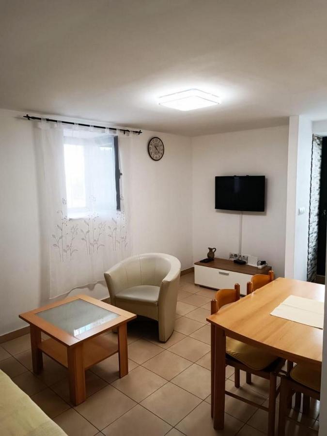Apartment Dujas Split Exterior photo