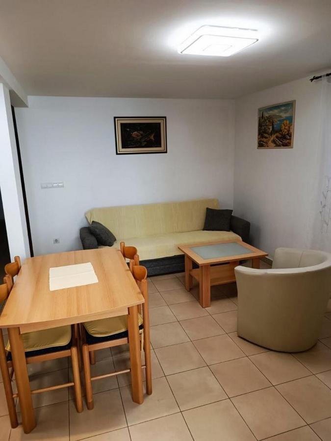 Apartment Dujas Split Exterior photo