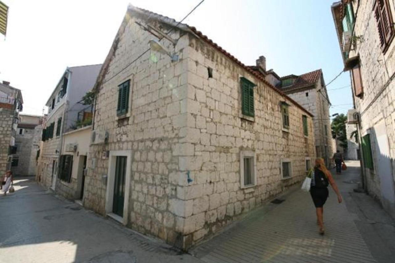 Apartment Dujas Split Exterior photo